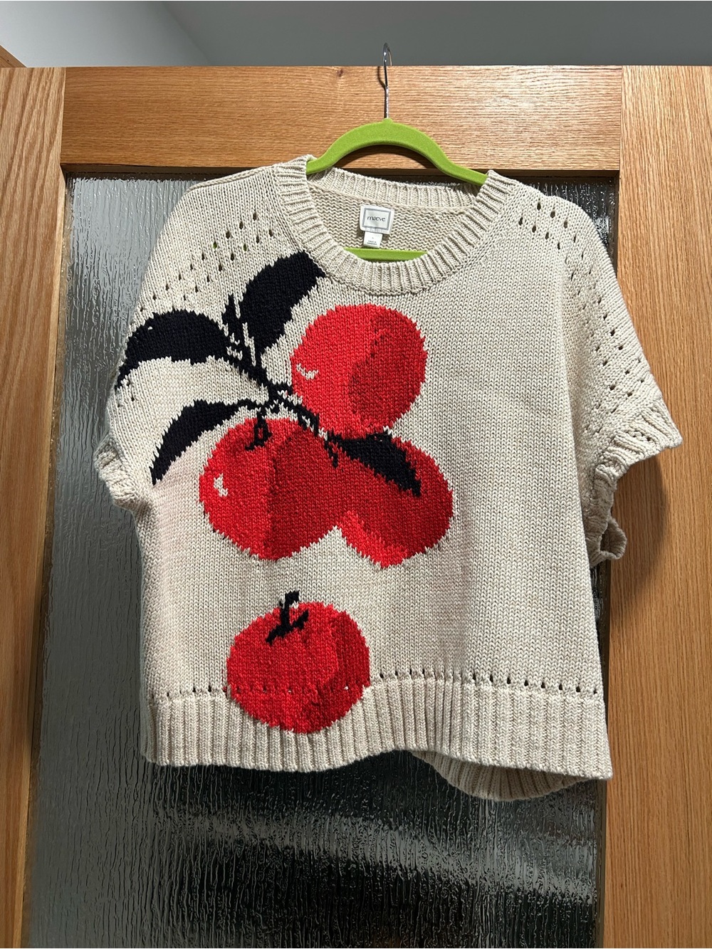 Women’s Short-Sleeve Knit Sweater with Red Apple Motif NWT Anthropologie Maeve